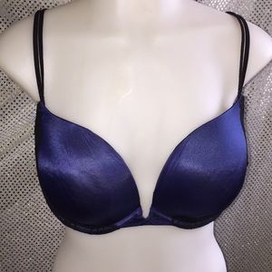 VS (38C) Very Sexy “Push-Up”